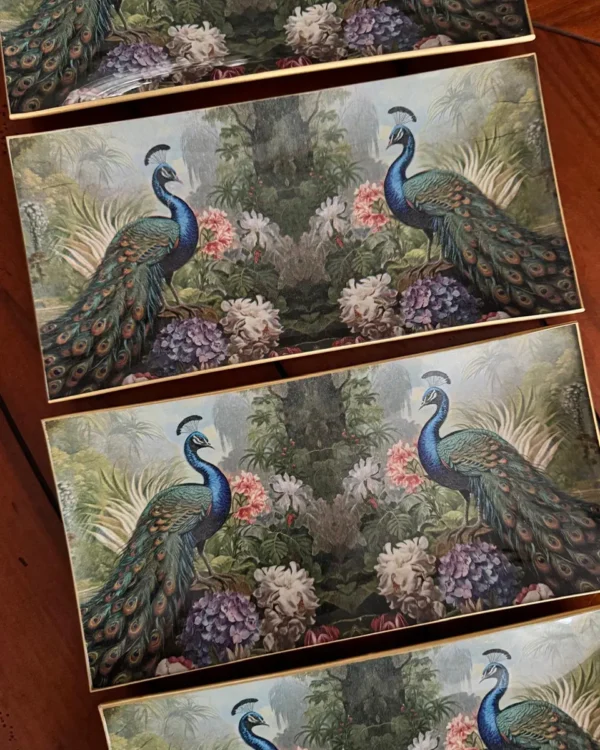 Platos decoupage para regalar León pavos reales