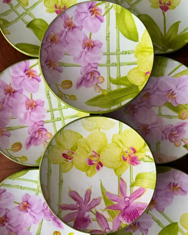 Platos decoupage para regalar León orquídeas